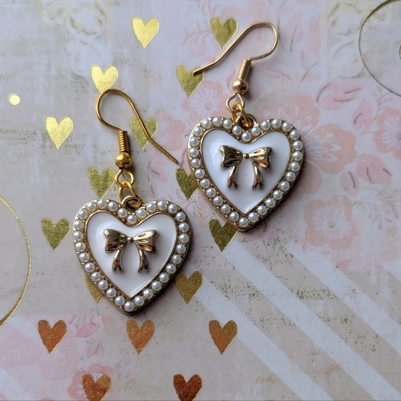 Gold and White Valentine's Day Heart Earrings with Bow Design - Picture 3 of 4